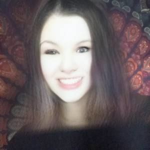 Meet your Posher, Becca